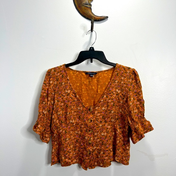 American Eagle Outfitters Tops - American Eagle floral mustard boho flare sleeve crop top